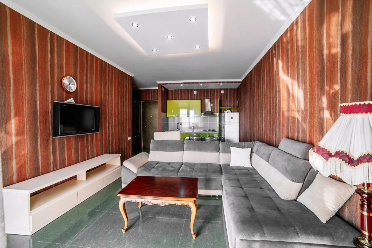 Magnolia - ❀ Cozy Apartment With An Unique Sea View ❀ Batumi Bagian luar foto